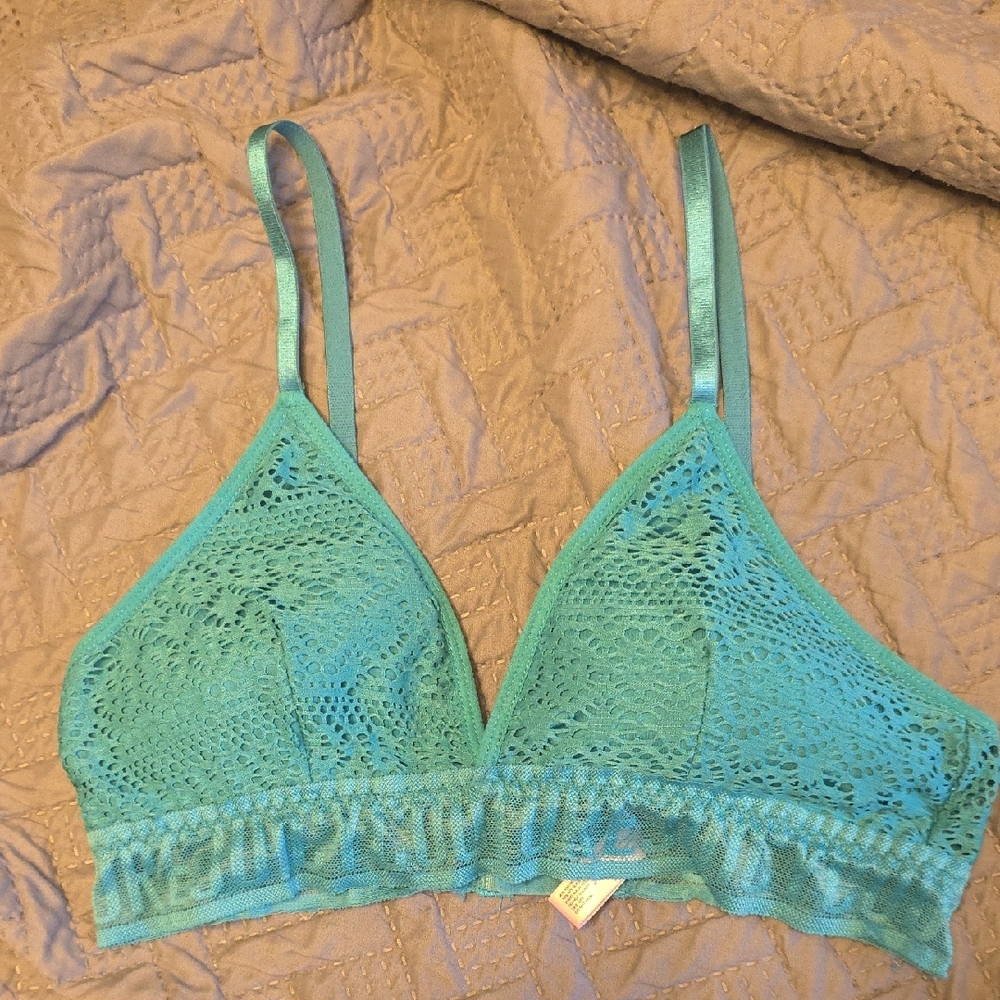 💚5/$20💚Juicy Couture Teal Lace Bralette